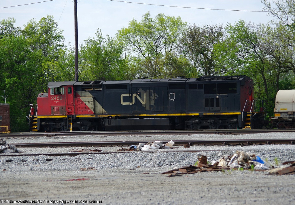 CN 2452